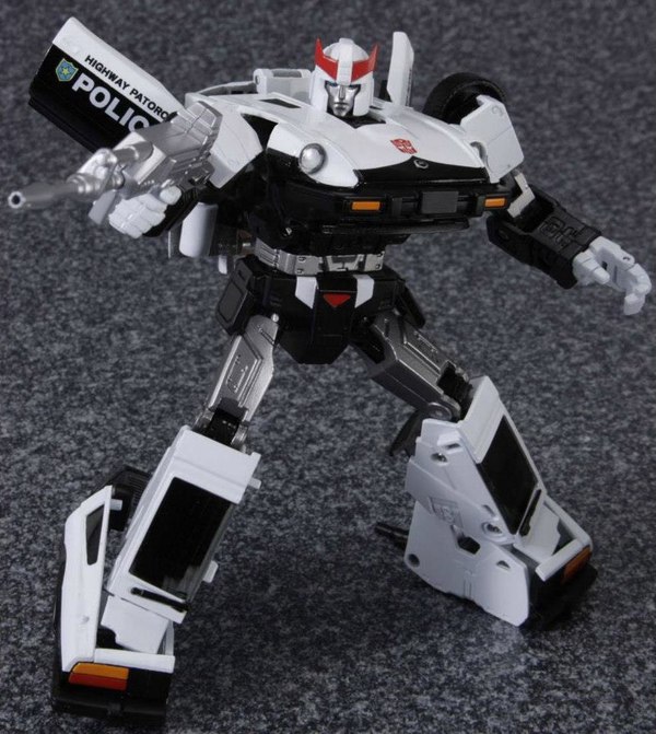 New MP 17 Prowl & MP 18 Bluestreak Weapon Accessory Revealed For Takara Tomy Masterpieces Image  (10 of 26)